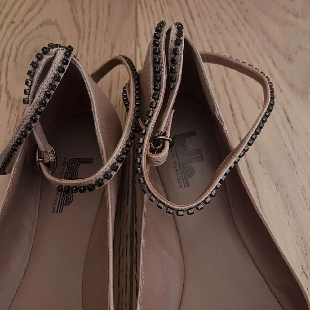 Belle by Sigerson Morrison Alberta Tan Women's Ballet Flats - Picture 3 of 7